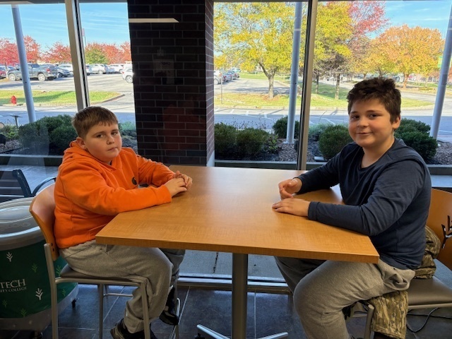 students at Ivy Tech