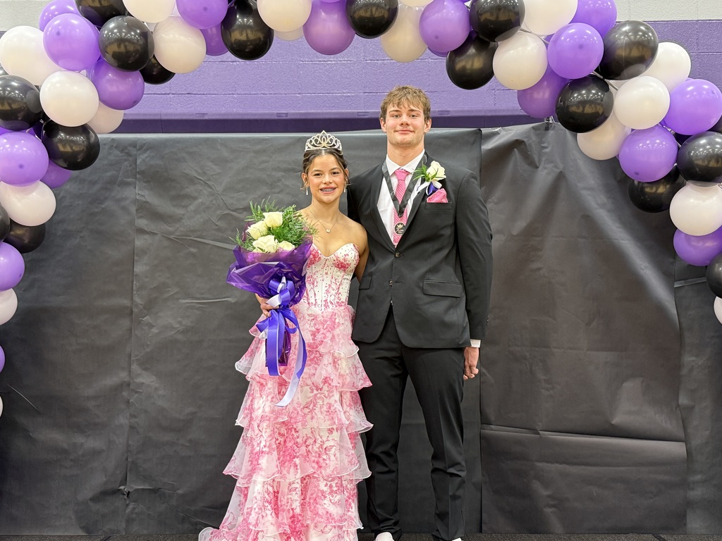 2026 Winter Homecoming Queen, Haidyn Umphry, King, Crae Coffey