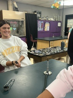 Students are doing a lab mastering the Brunsen Burner