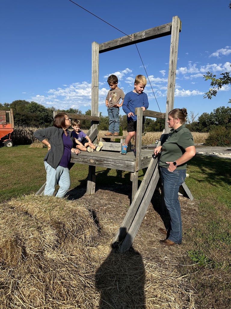 kids on zipline