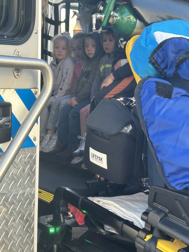 kids in ambulance