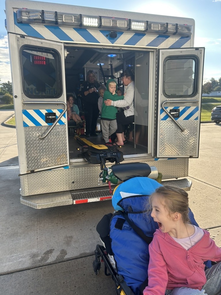 kids in ambulance 