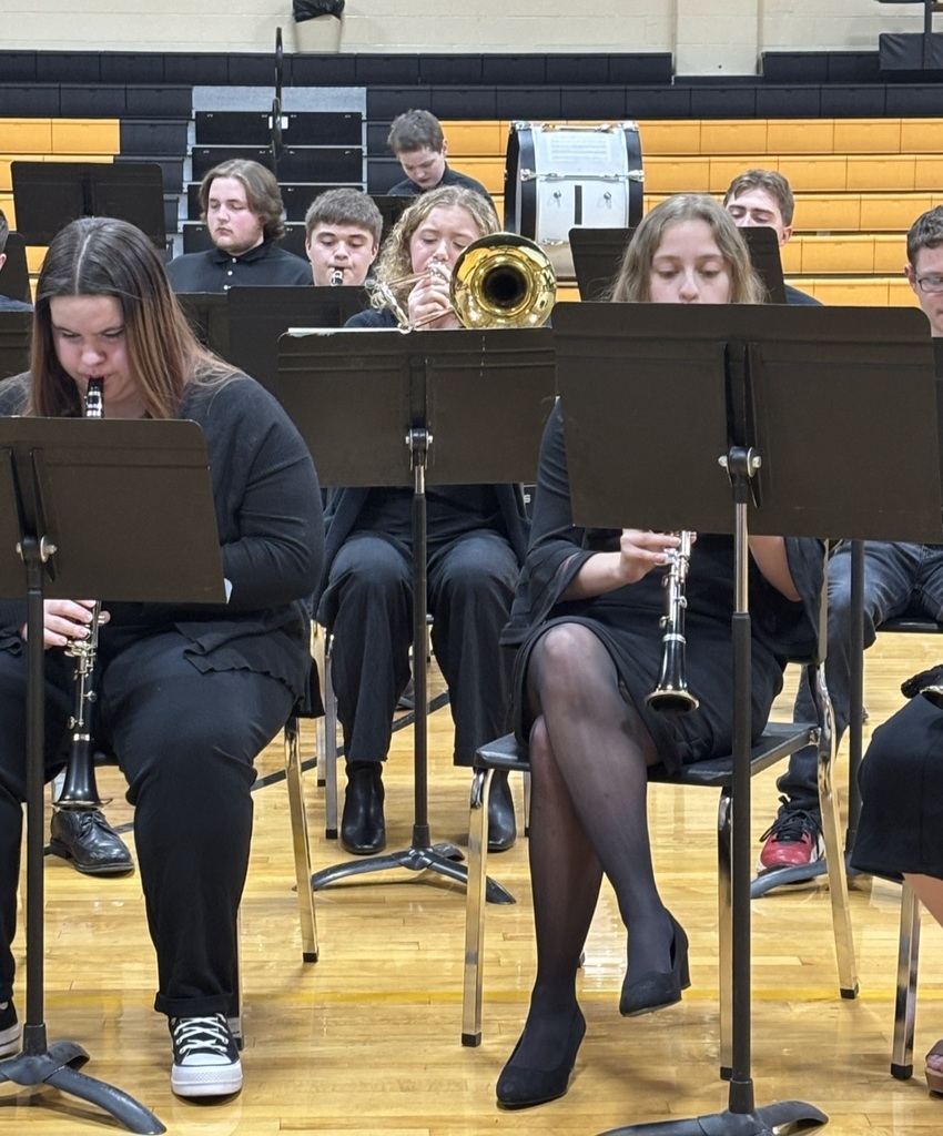HS Band playing