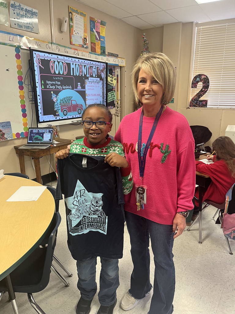 Phillip Tabor earned an AR t-shirt.