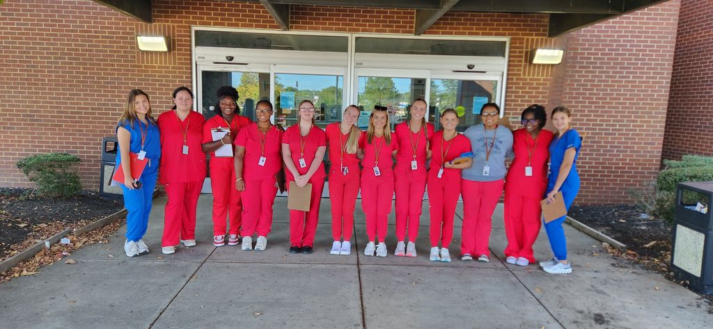 Health Care & Clinical Services students  at Progressive Health in Batesville