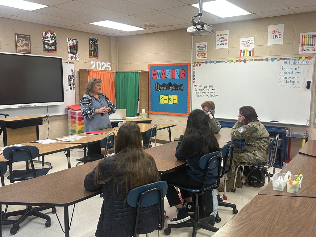 Recently, our Early Childhood Education students had the pleasure of welcoming Mrs. Pat Neal and Mrs. Beth Bell from the Mississippi State Extension Service to classroom! 