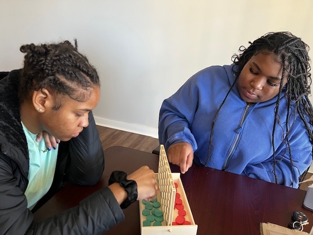 SPHS students volunteered at Beehive Homes of Batesville