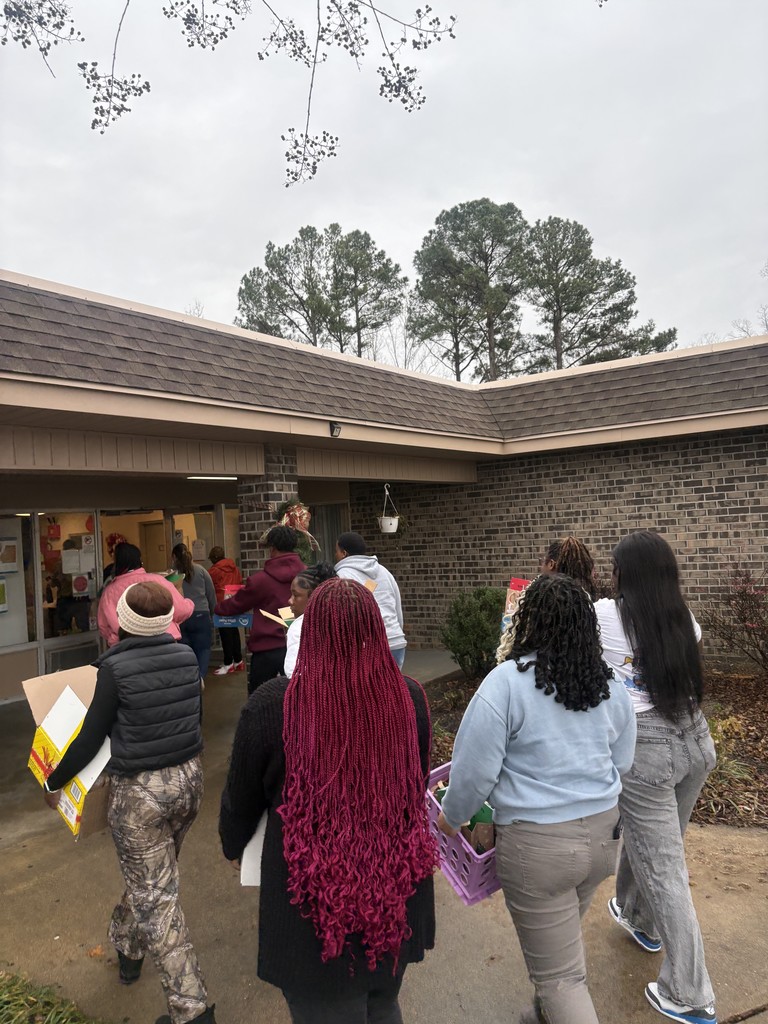 SPHS Junior Civitan delivered Christmas bags to nursing homes in Batesville and Sardis.