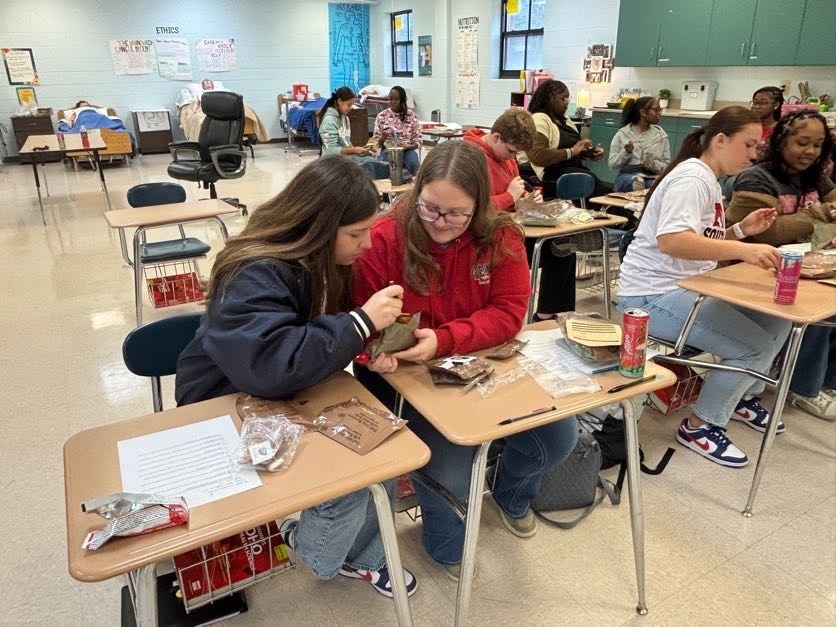 SPHS Health Science and Culinary Arts students had the incredible opportunity to hear from Sgt. Cordaro and Sgt. Henderson about career pathways in the U.S. Army and Army Reserve.