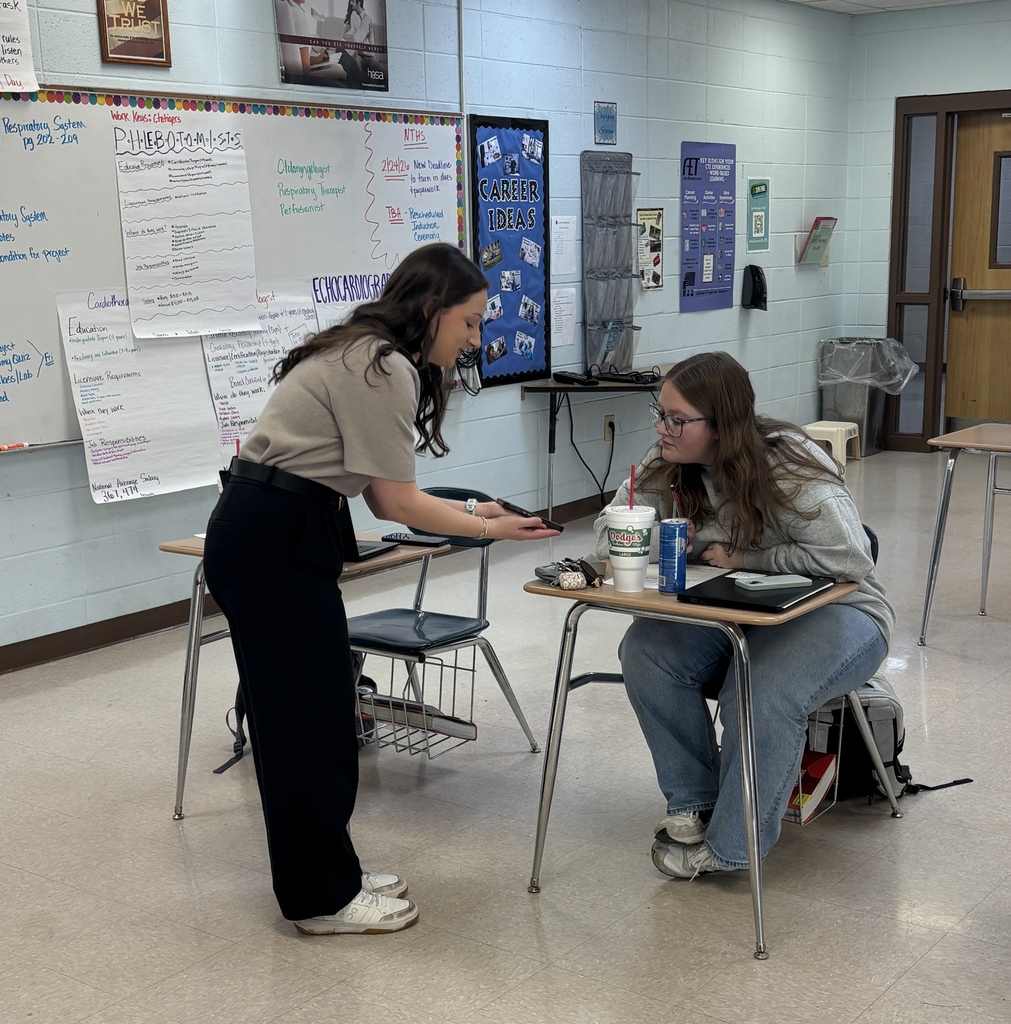 Kaylee Williams, Healthcare Engineer at the G.V. (Sonny) Montgomery Veterans Affairs Medical Center, as a guest speaker for Mrs. Sprouse & Mrs. Shultice’s High School Healthcare and Clinical Services students