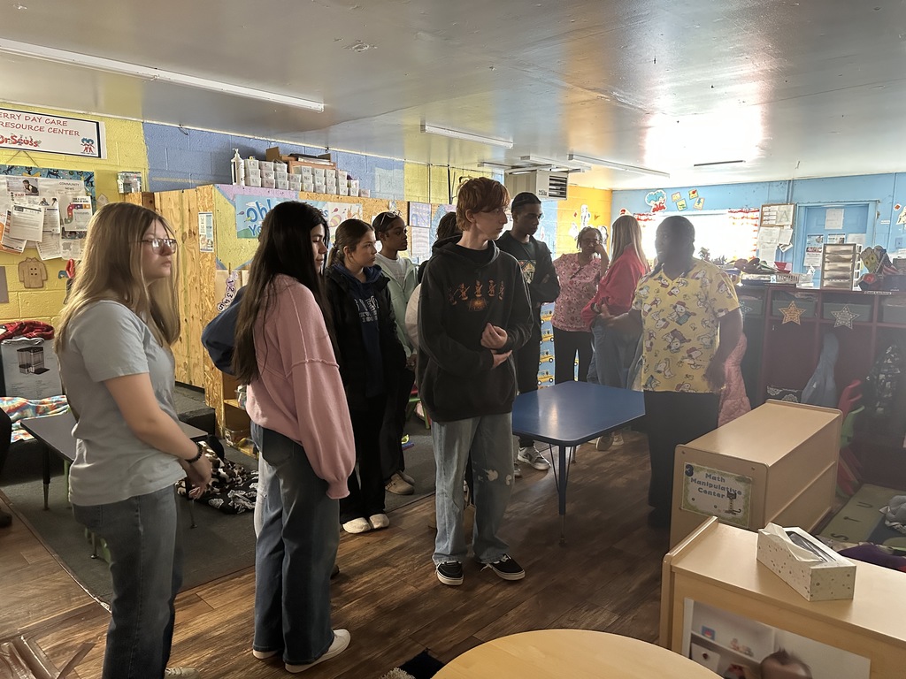 SPHS Early Childhood students had the opportunity to visit Dewberry Daycare.