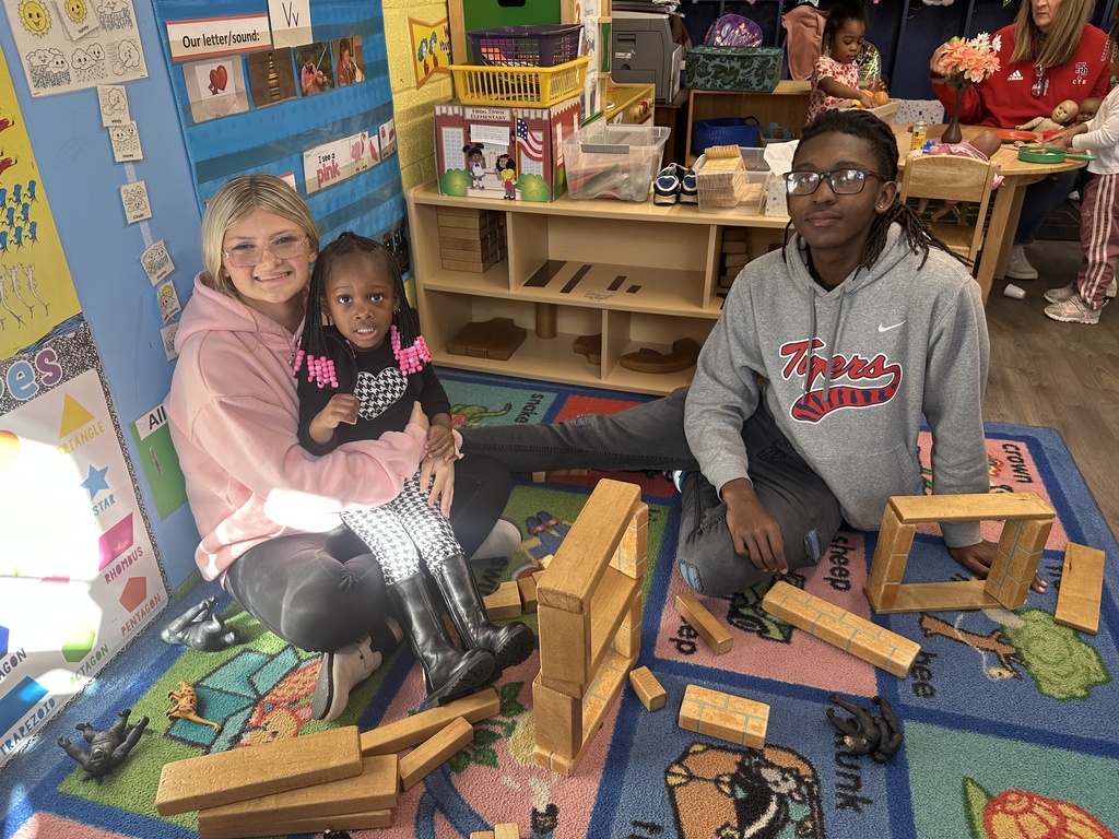 SPHS Early Childhood students had the opportunity to visit Dewberry Daycare.