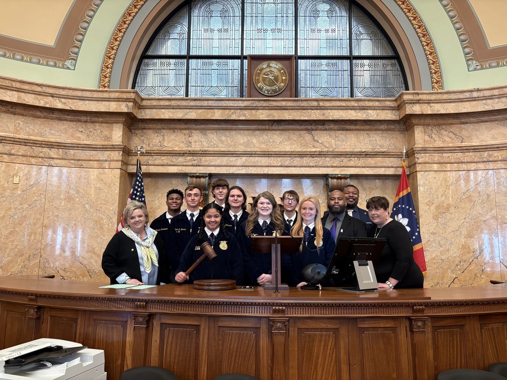South Panola FFA had the honor of visiting the Mississippi State Capitol.