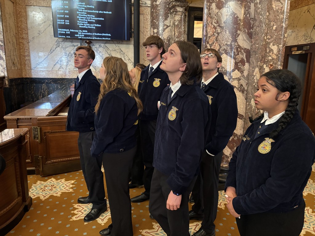 South Panola FFA had the honor of visiting the Mississippi State Capitol.