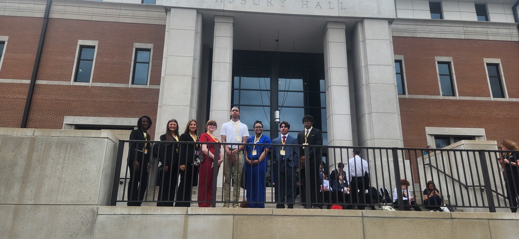 Mrs. Shultice & Mrs. Sprouse’s Health Science students recently represented South Panola High School at the Mississippi HOSA State Leadership Conference in Hattiesburg, MS