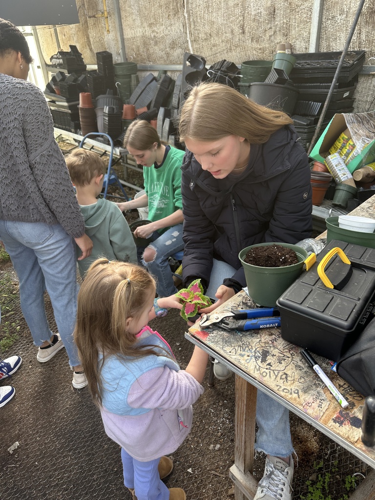Early Childhood students teamed up with Mr. Davenport’s Horticulture I classes for a special collaboration in the greenhouse.