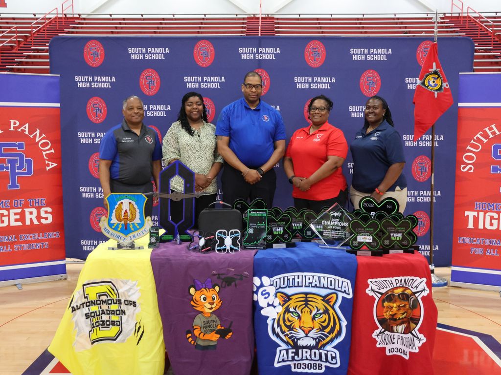 Congratulations to the South Panola AFJROTC Drone Teams, Coach Rodney Williams, and the entire SPHS AFJROTC staff. 