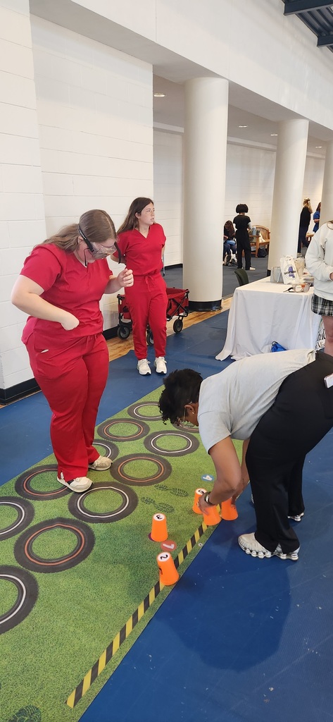 SPHS Healthcare & Clinical Services students from Mrs. Shultice and Mrs. Sprouse’s classes had ahands-on learning experience at UMMC Discovery Day in Jackson, MS