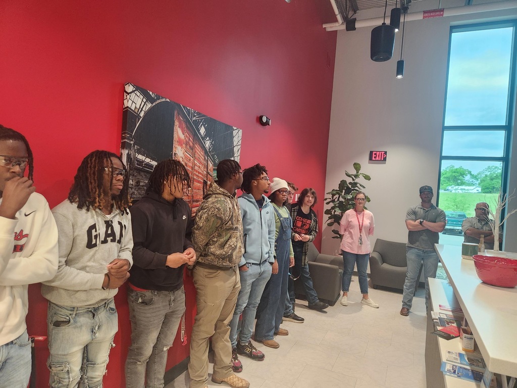 SPHS  students had the opportunity to visit Milwaukee Tool in Grenada, Mississippi. 