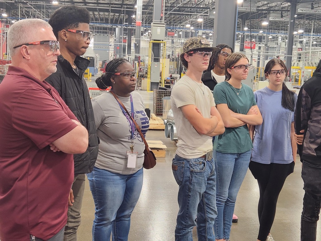 SPHS  students had the opportunity to visit Milwaukee Tool in Grenada, Mississippi. 