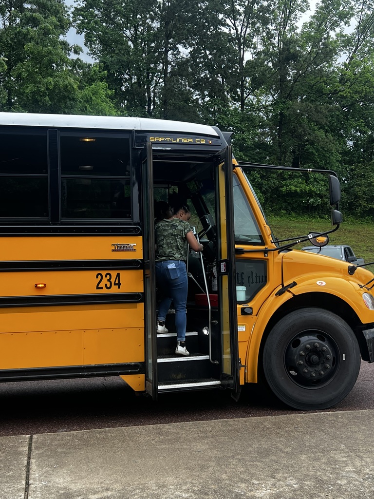 SP NHS members recognized bus drivers