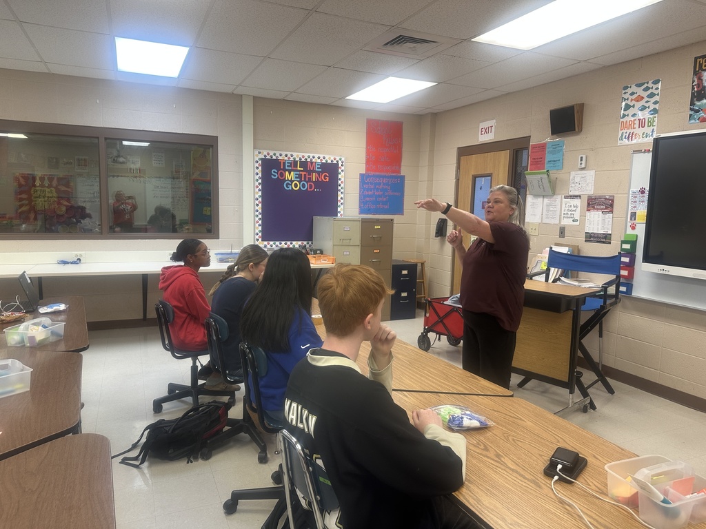 We welcomed Mrs. Pat Neal with the Mississippi State Extension Service to speak with our students through her “Gray for a Day” presentation.