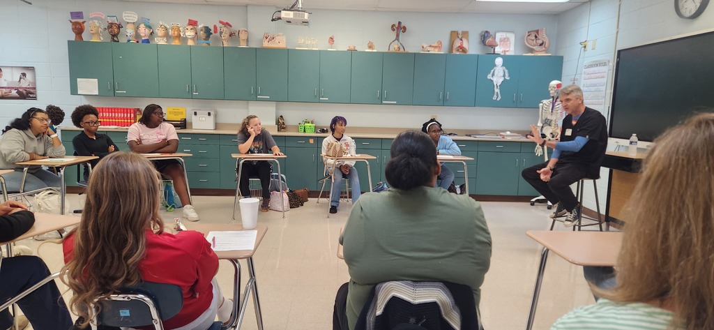 Our SPHS Healthcare & Clinical Services students had the opportunity to hear from Dr. William Dabbs.
