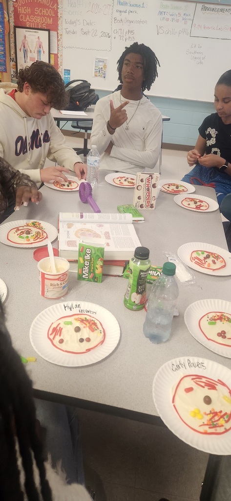Our South Panola Health Science Core students are diving into Body Organization and Cell Anatomy with a fun, hands-on Edible Cell Project