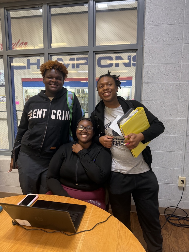 Our SPHS counselors and career coaches recently hosted College Application Day
