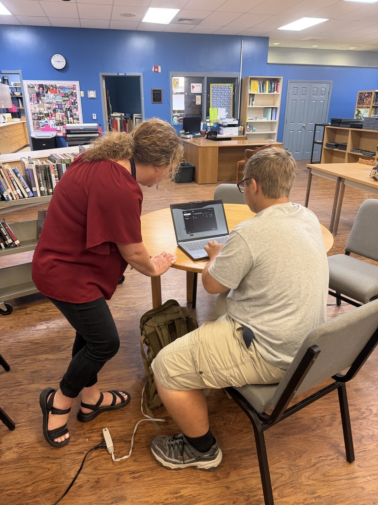 Our SPHS counselors and career coaches recently hosted College Application Day