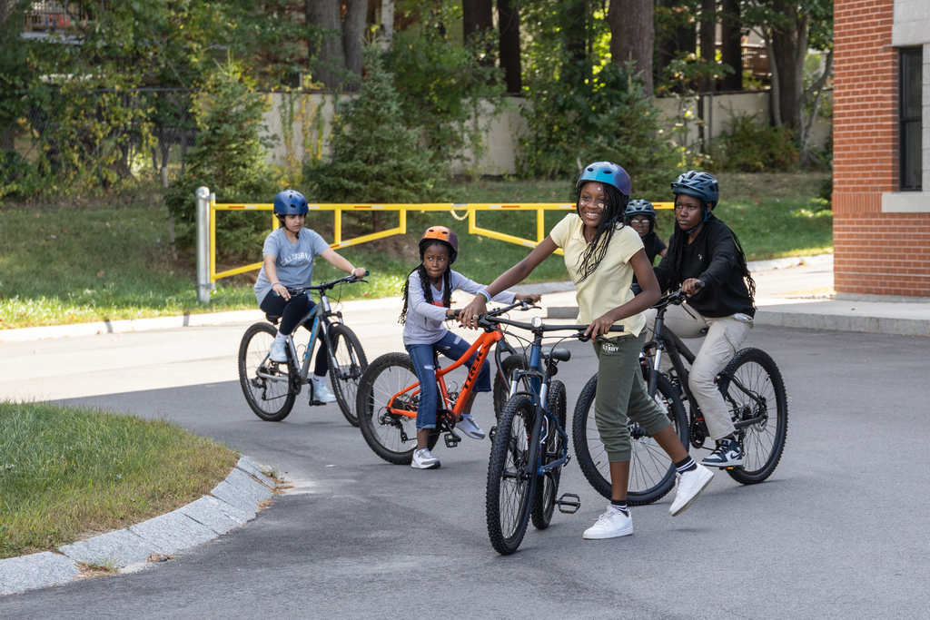 SPMS Outdoor Club riding bikes