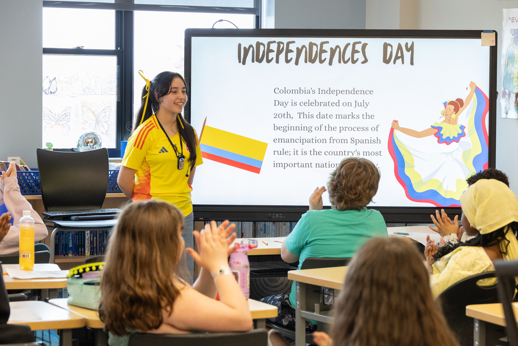 Student led workshop on her culture of Colombia.