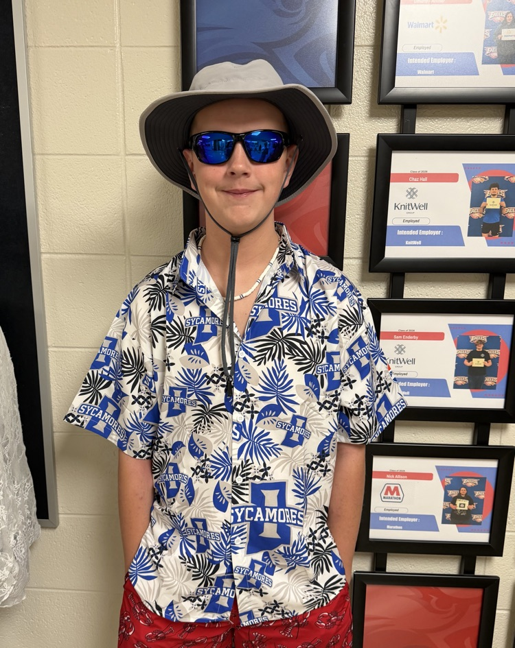 Homecoming dress up