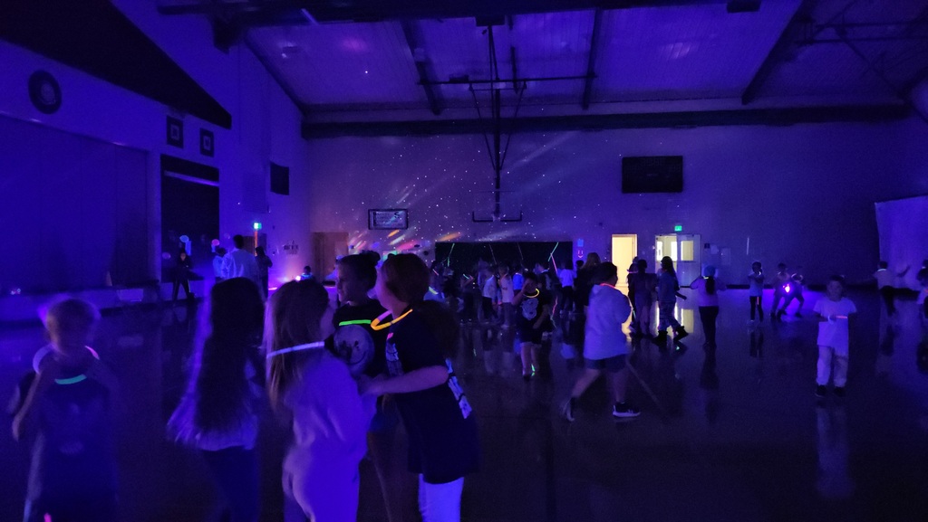Glow party