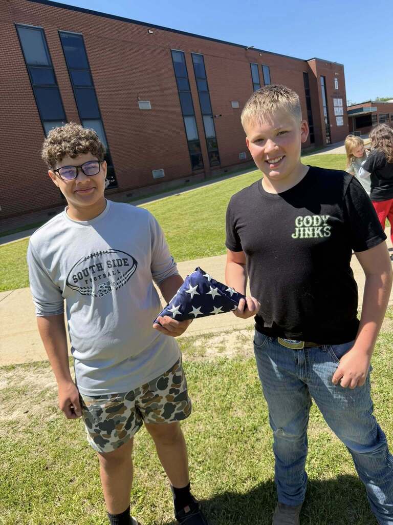 flag folding