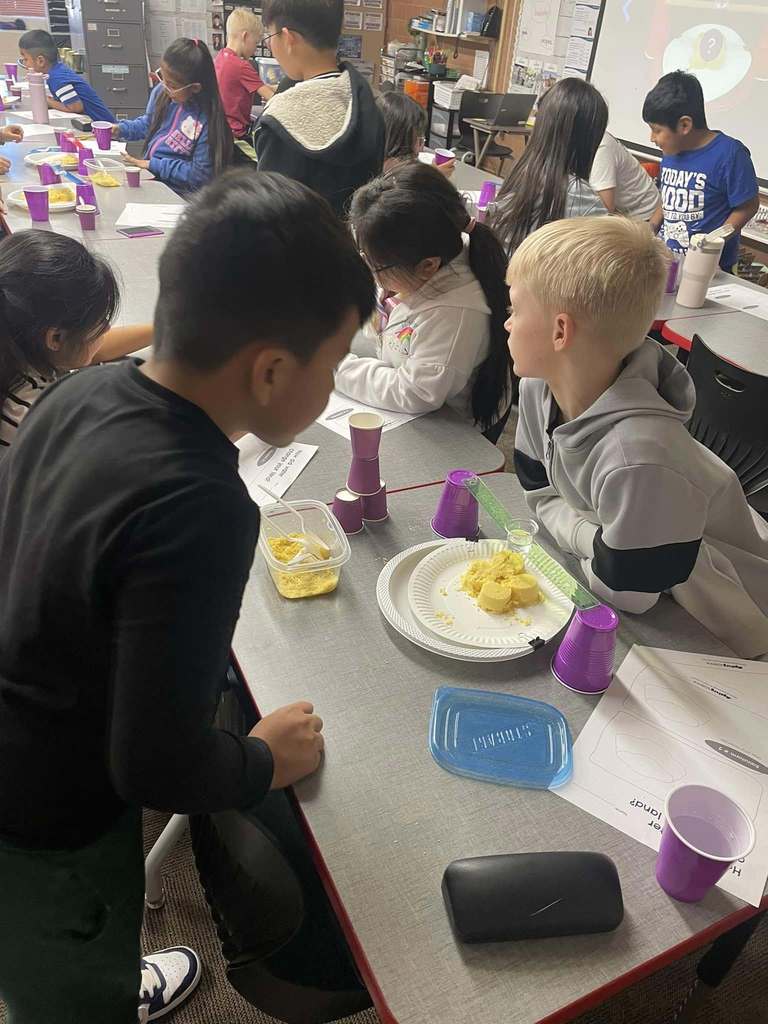 2nd grade recently finished their “Works of Water” unit in Science. 