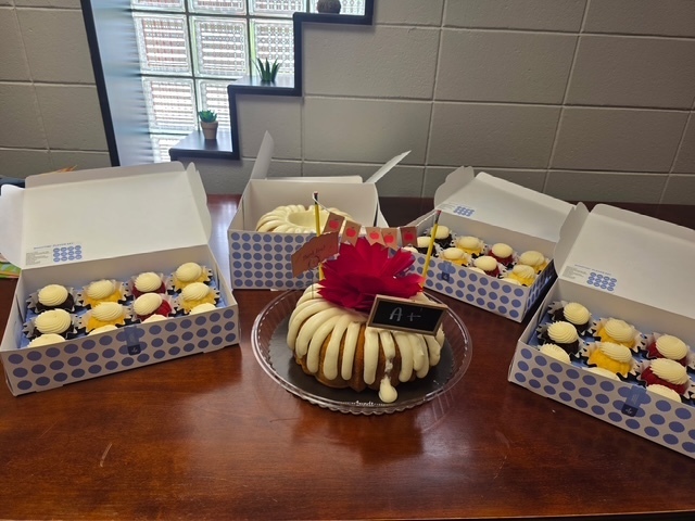 picture of cakes from Nothing Bundt Cakes