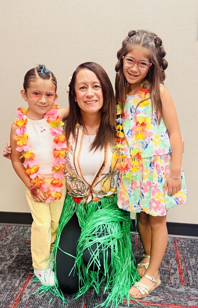 Pictures of kids dressed up for Homecoming
