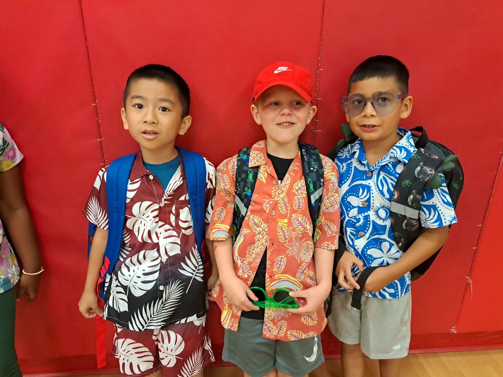 Pictures of kids dressed up for Homecoming