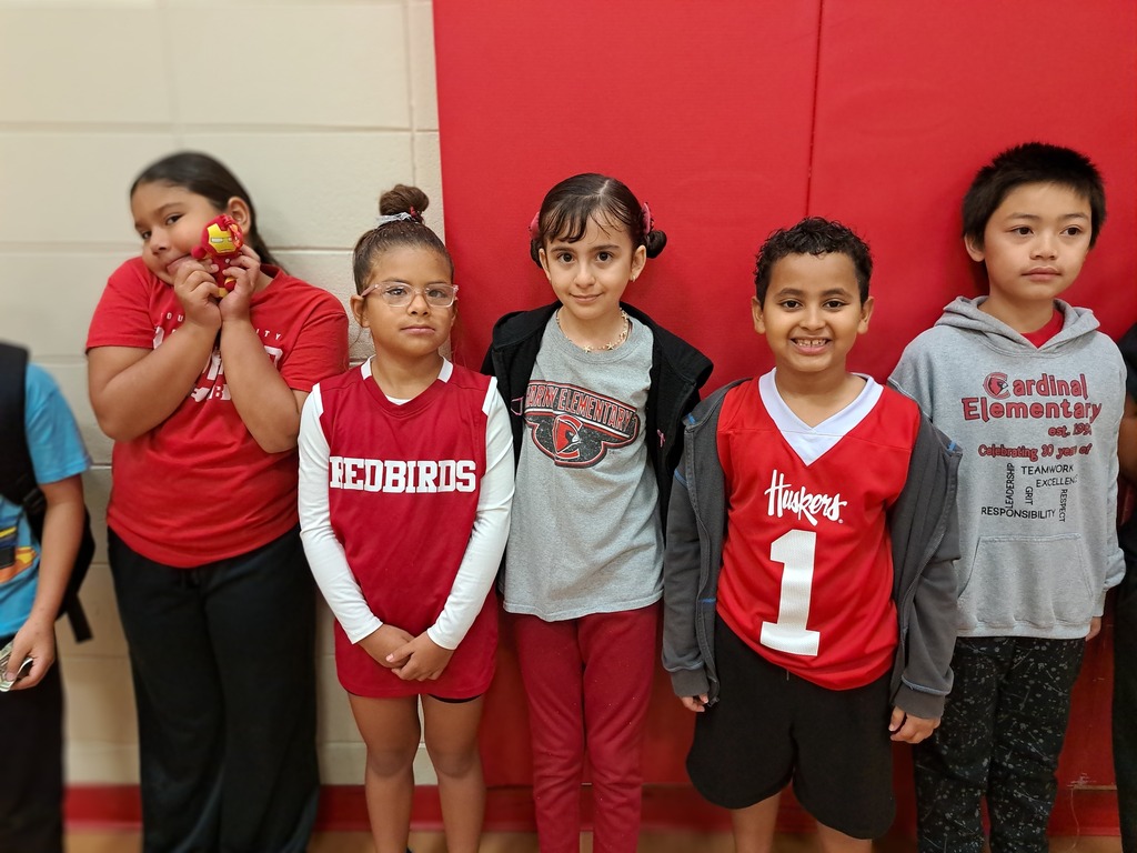 Pictures of kids dressed up for Homecoming