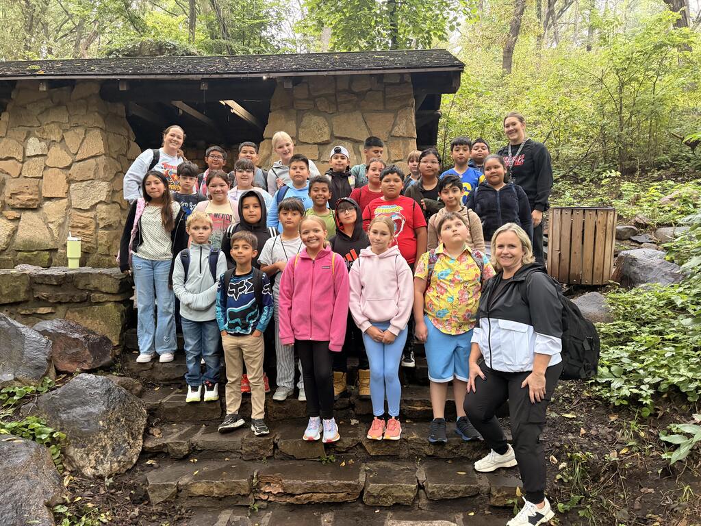 5th Grade Trip to Ponca