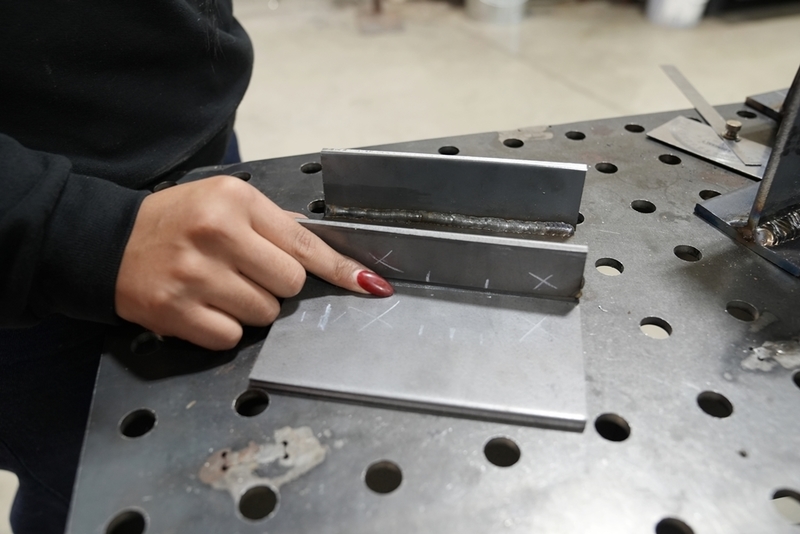 Jimena and her nails