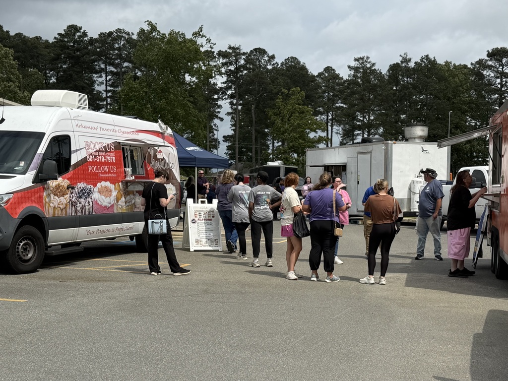 People enjoying food truck Friday 