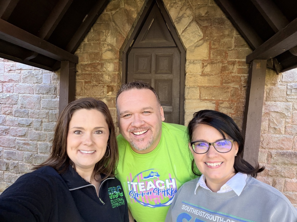 Ashley Judd, Wesley Ruth, Leah Marcum