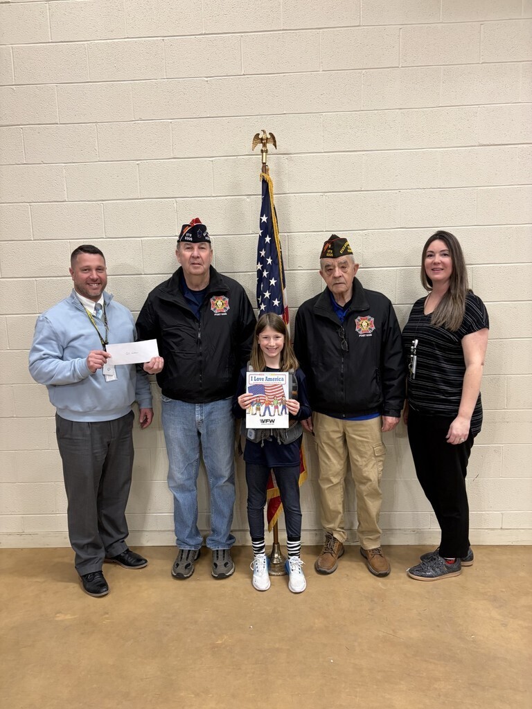 photo of vfw contribution to school and students