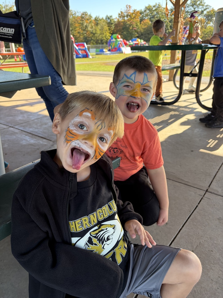 fall festival photo with elementary students