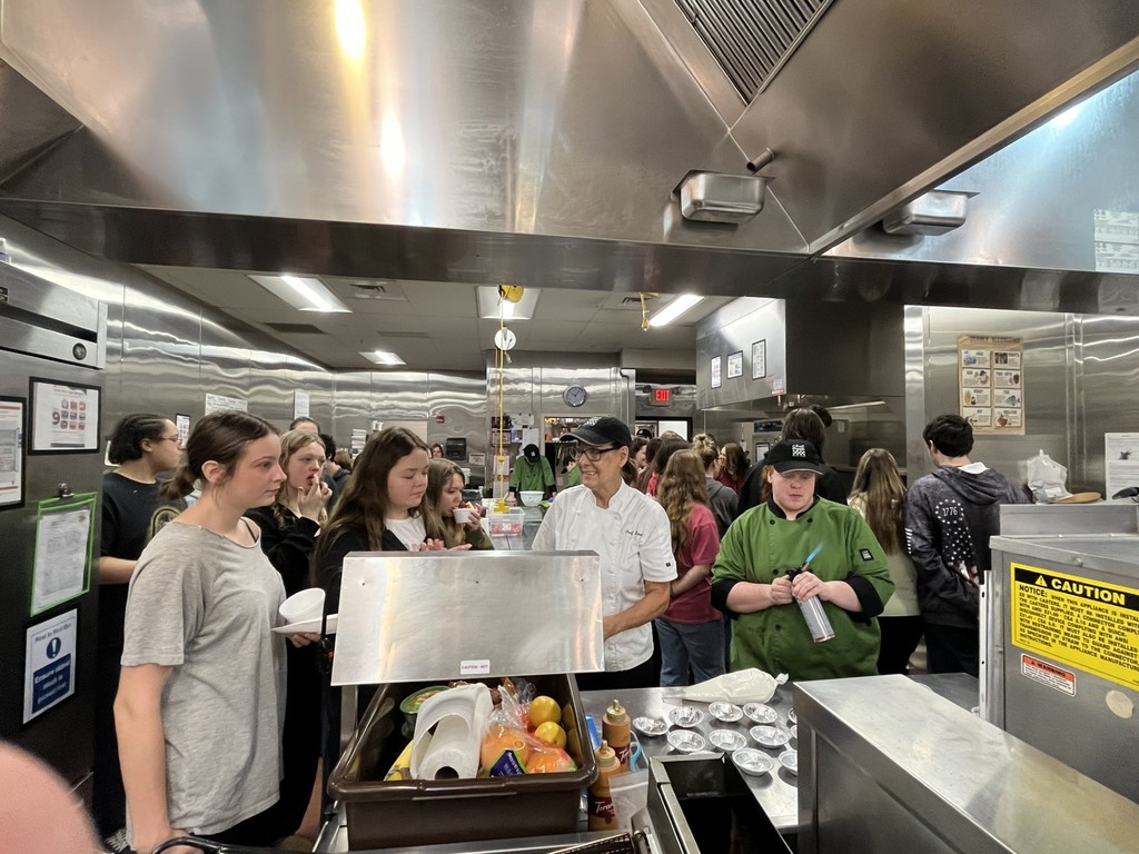 SOPHOMORE DAYS THURSDAY