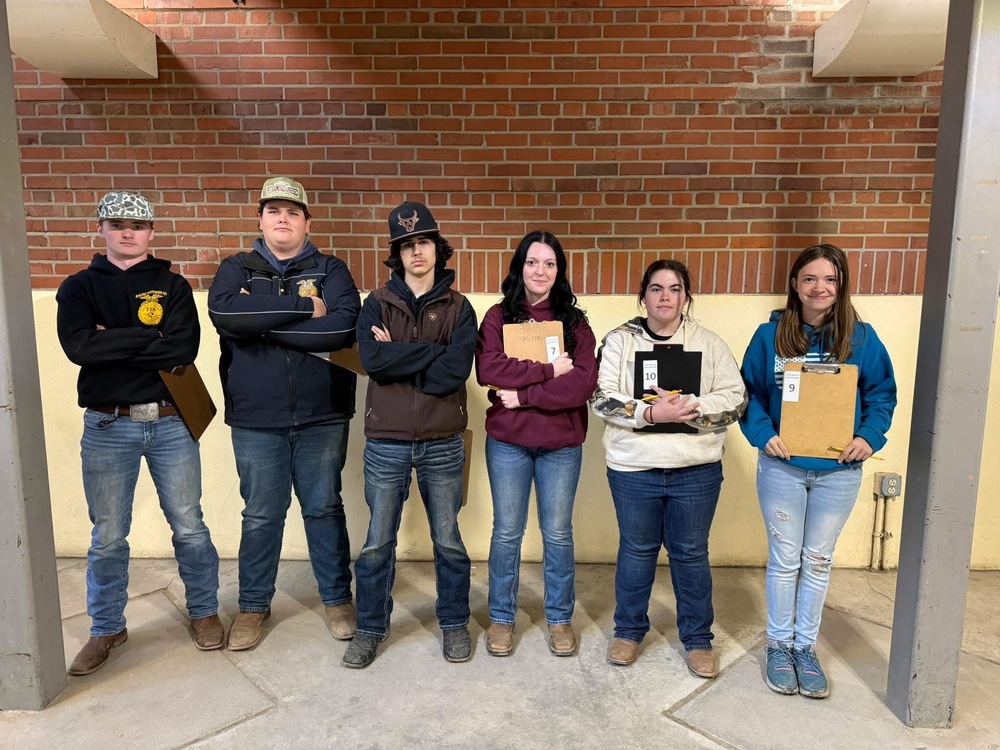 State Contest from left to right: Hunter Lackey, Tyson Hupp, Austin Gaskill, Skyler Allen, Marcy Evans, and Kenzie Sellers. 