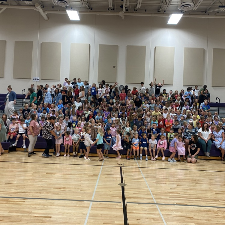 Elementary group picture with kids dancing 