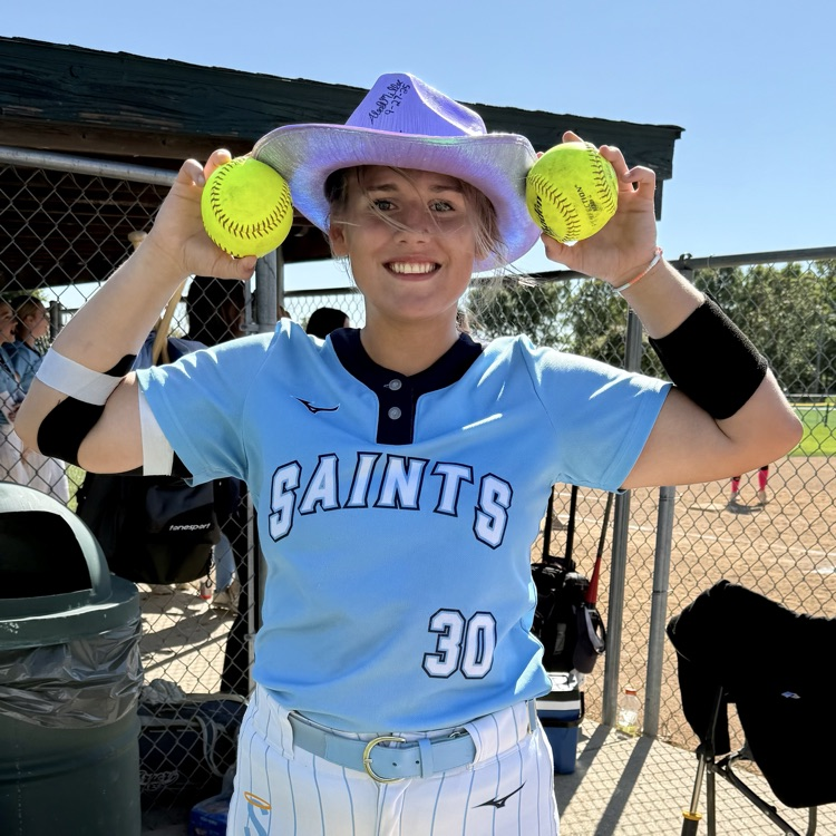 Mikah HR balls